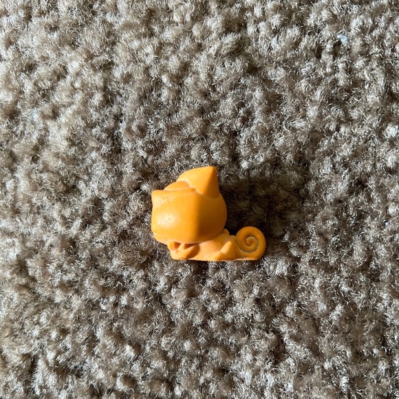 Disney Doorables: Series 7 Special Edition Figurine – Tangled – Pascal - Picture 7 of 8